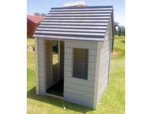 Budget Friendly Playhouses 0 